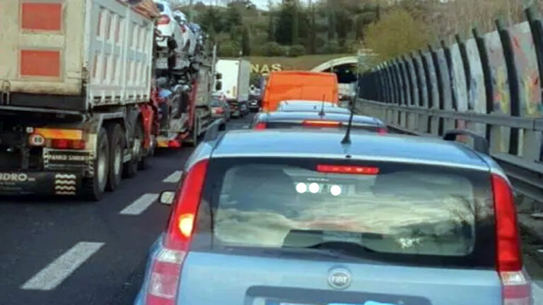 Raccordo Anulare: carambola tra quattro auto, un morto e due feriti