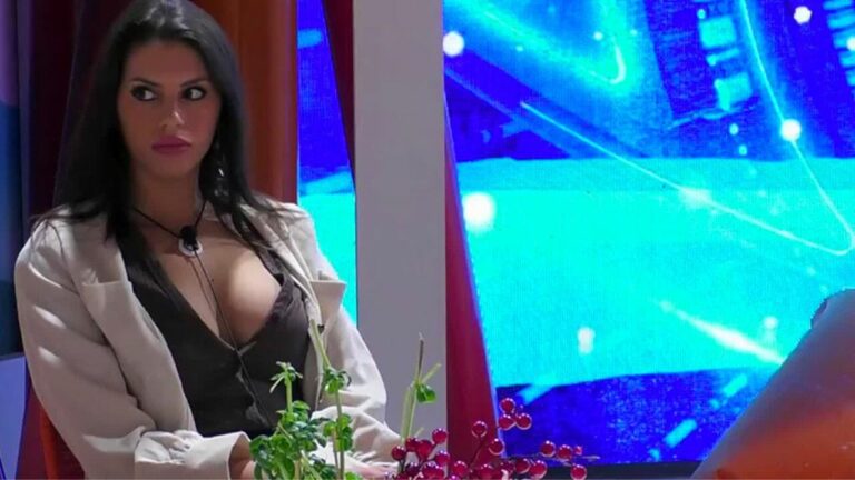 Antonella Fiordelisi: sfogo durissimo al GF VIP