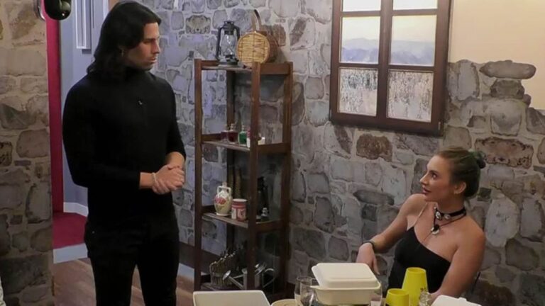 Grande Fratello Vip 7, Onestini a Nikita: “Pe me sei zero”