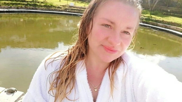 Giugliano: Alina, 31enne, trovata morta nel bagno