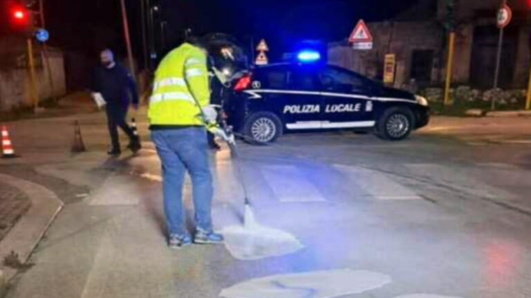 Bari: incidente stradale, motociclista muore contro betoniera