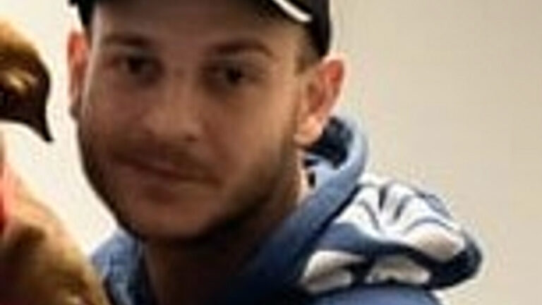 Trieste: muore 34enne precipita dal settimo piano