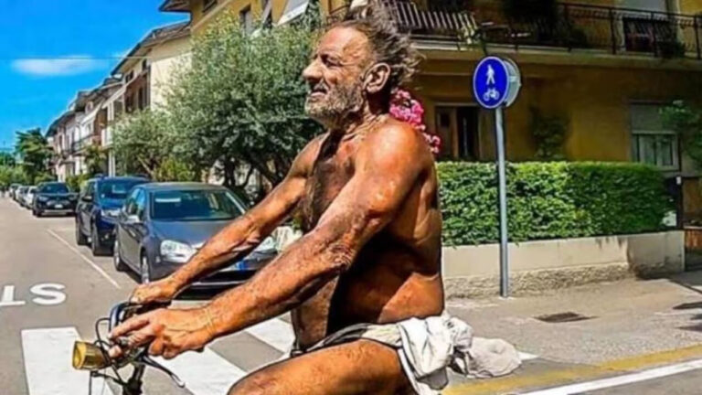 Vannino, personaggio estroso, muore sulla sua bici