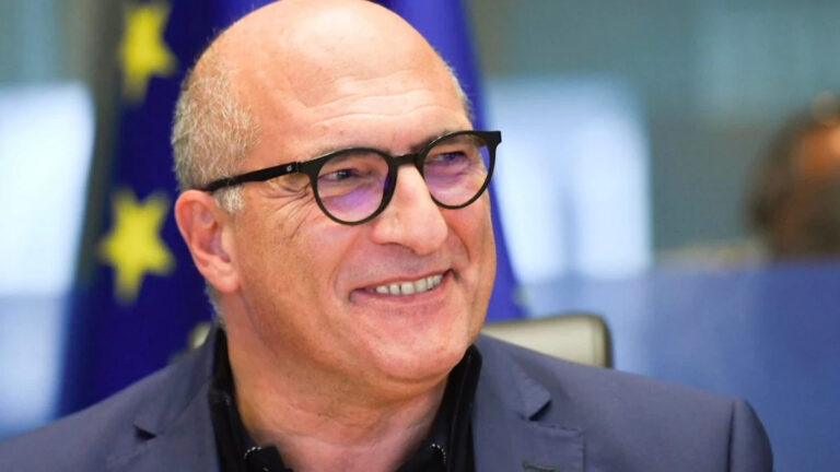 Andrea Cozzolino arrestato per corruzione, riciclaggio e organizzazione criminale