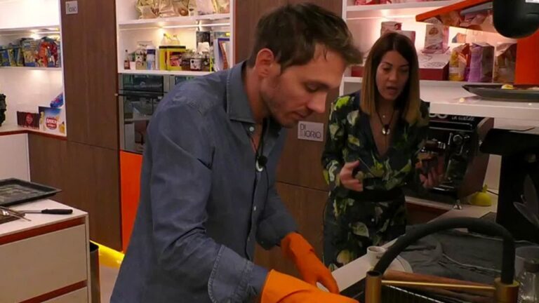 Gf Vip Alberto litiga con Milena Miconi