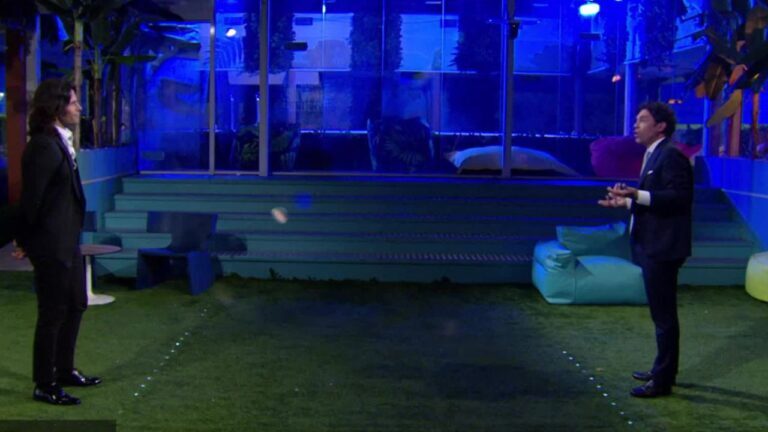 Gf Vip 7, Tonon ad Onestini: “Lascia i gruppi, concentrati su te stesso”