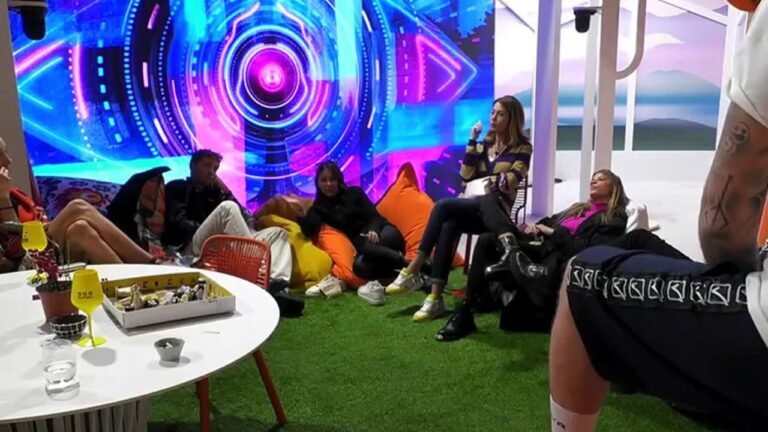 Grande Fratello Vip gravi accuse ad Antonella Fiordelisi