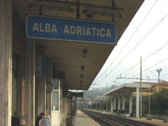 Patrizia Federici morta ad Alba Adriatica investita dal treno