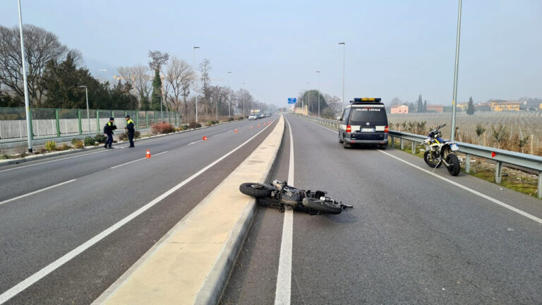 Verona: 18enne morto in incidente stradale con la moto
