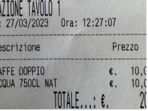 Como: turista paga 20 euro per due caffè e una bottiglietta d’acqua