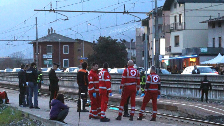 Berbenno: 2 giovani travolti e uccisi dal treno in Valtellina
