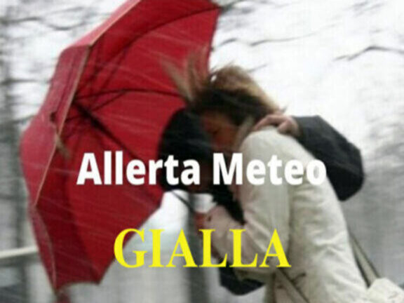 Allerta meteo gialla per temporali domani 8 aprile