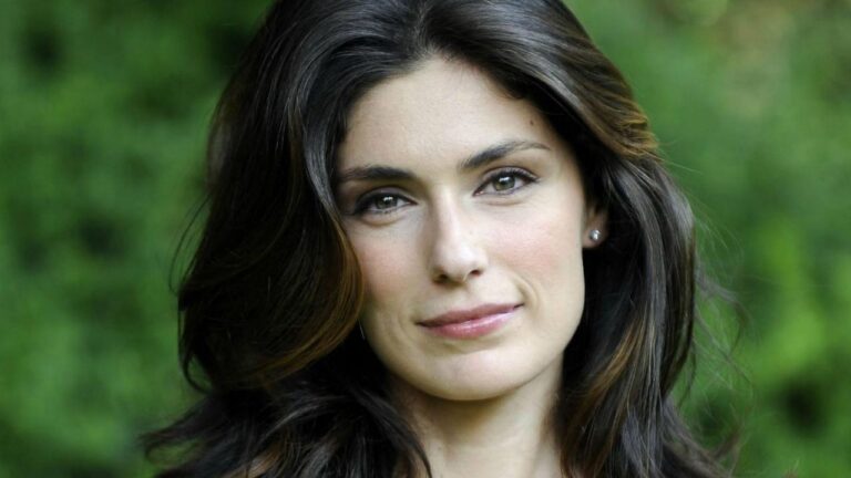 Dove vive Anna Valle oggi?