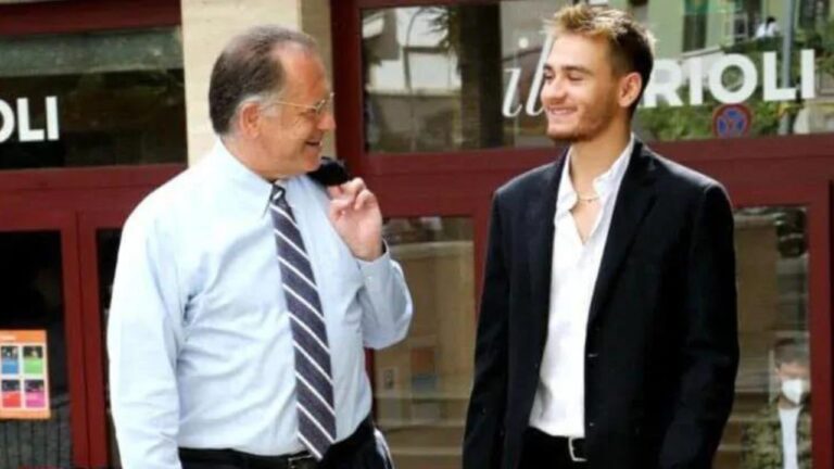 Chi è Simone Antolini?