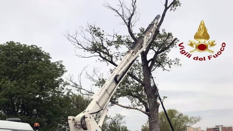 Opera: operai precipitano nel vuoto, 2 morti, 1 in codice rosso