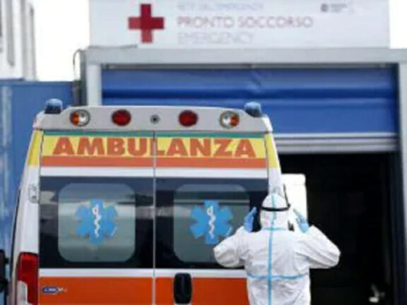 Roma: 22enne morto in incidente stradale, grave l’amico