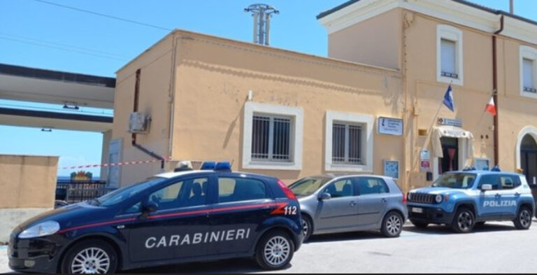 Potenza Picentina: 45enne travolta dal treno perde tutti gli arti