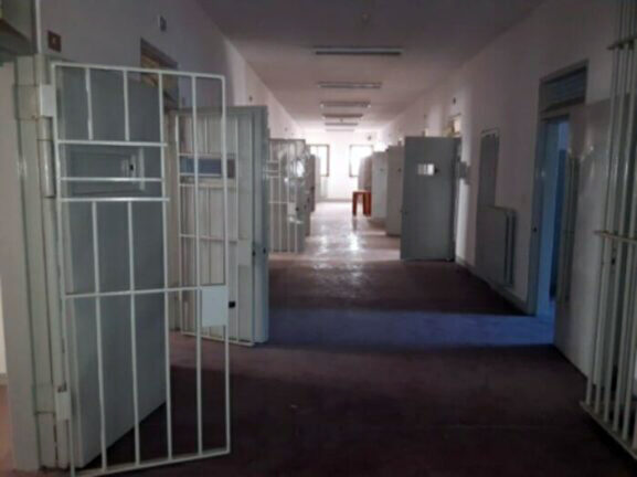 Terni: detenuto 35enne morto nell'incendio della cella
