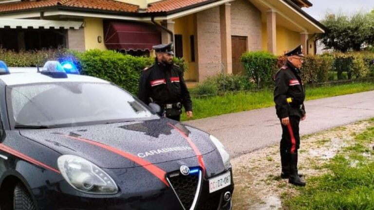 Treviso: 17enne muore accoltellato