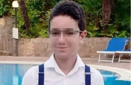 Crotone: Karol Rizza, 15 anni, è morto in incidente. Con la moto contro un muro
