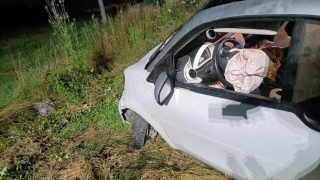 Latina: 27enne morto in incidente stradale. Sbanda con l’auto