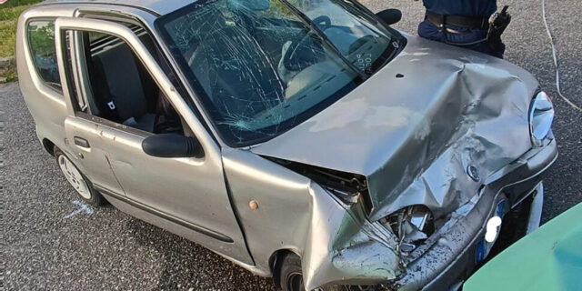 Reggio Calabria: 2 morti e 2 feriti nel frontale tra auto