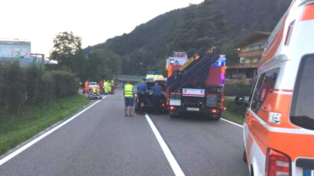 Bressanone: 2 morti nello scontro moto e furgone