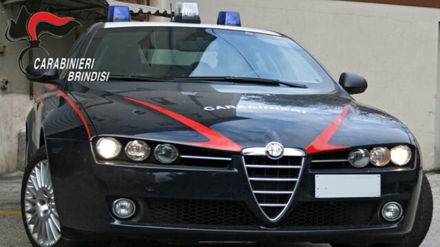 Fasano: 36enne uccide il padre a calci e pugni, poi si toglie la vita