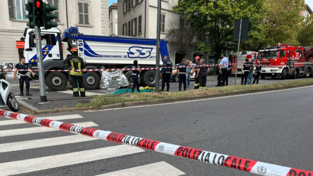 Milano: ciclista 28enne travolta e uccisa da un camion
