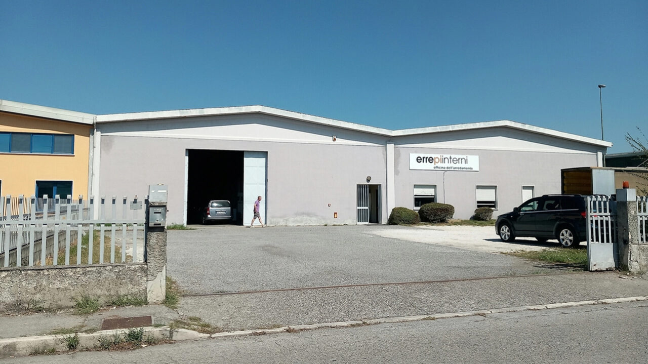 Manerbio, morto Mirko Serpelloni operaio 27enne caduto dal tetto