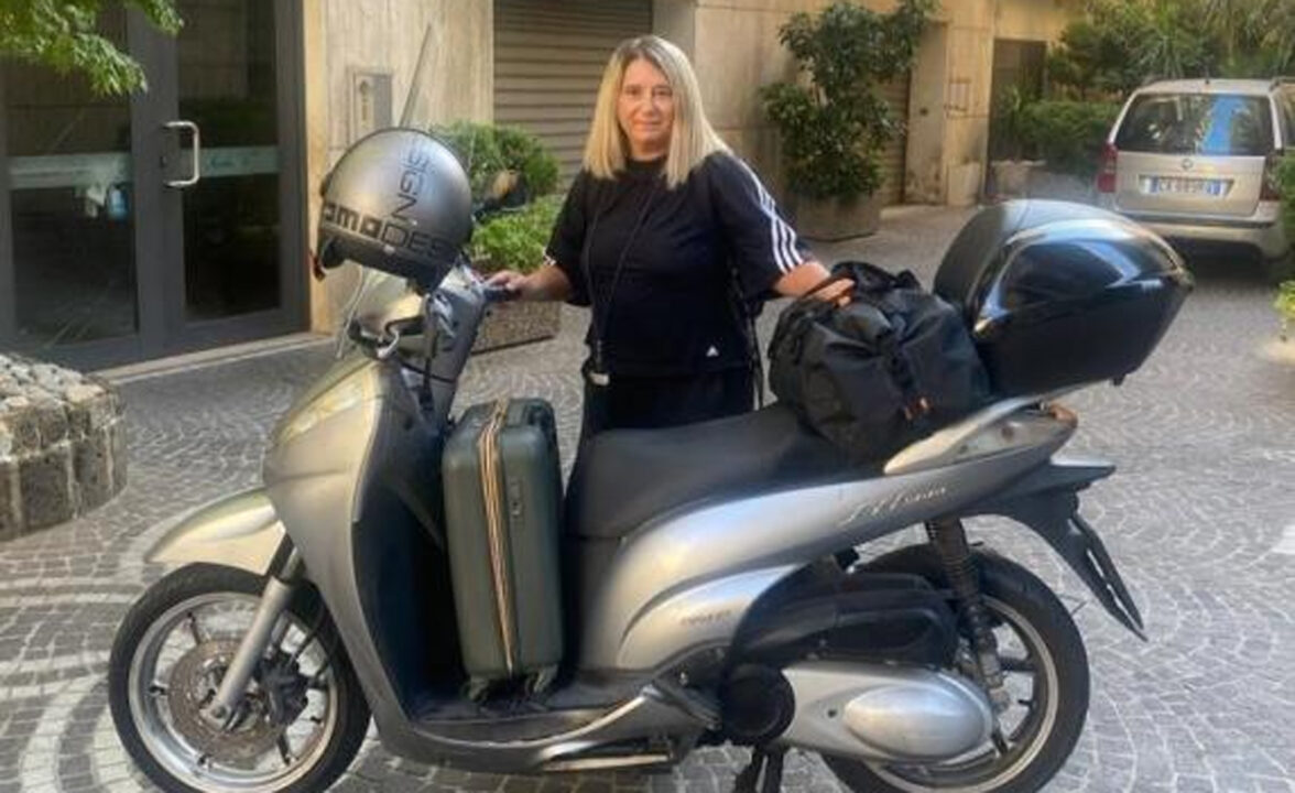 Stefania Moscariello da Pagani a Savigliano, 900 km, in scooter per lavorare a scuola