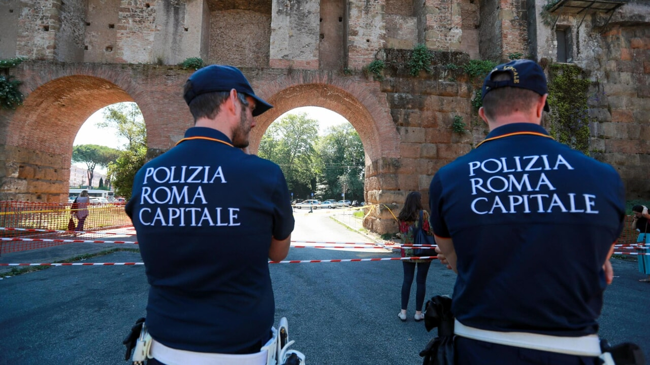 Roma, incidente: scooterista 44enne perde la vita in Corso Italia