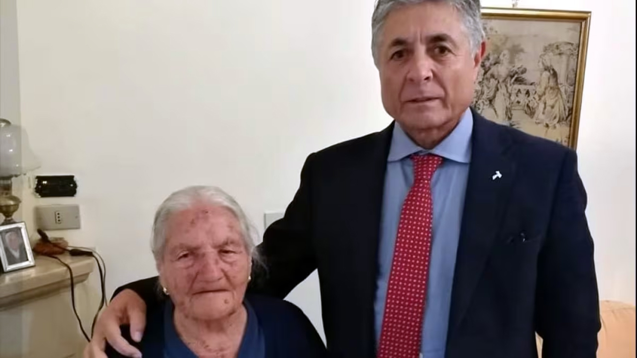 Irpinia: Laura Sangenito spegne 113 candeline. E’ la donna più anziana in Campania