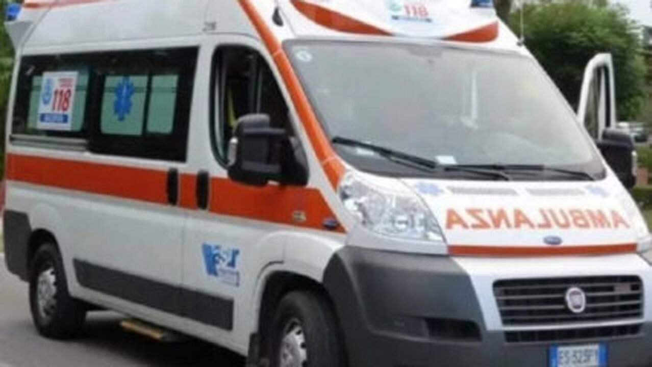 Mondragone: 47enne scooterista morto in incidente stradale