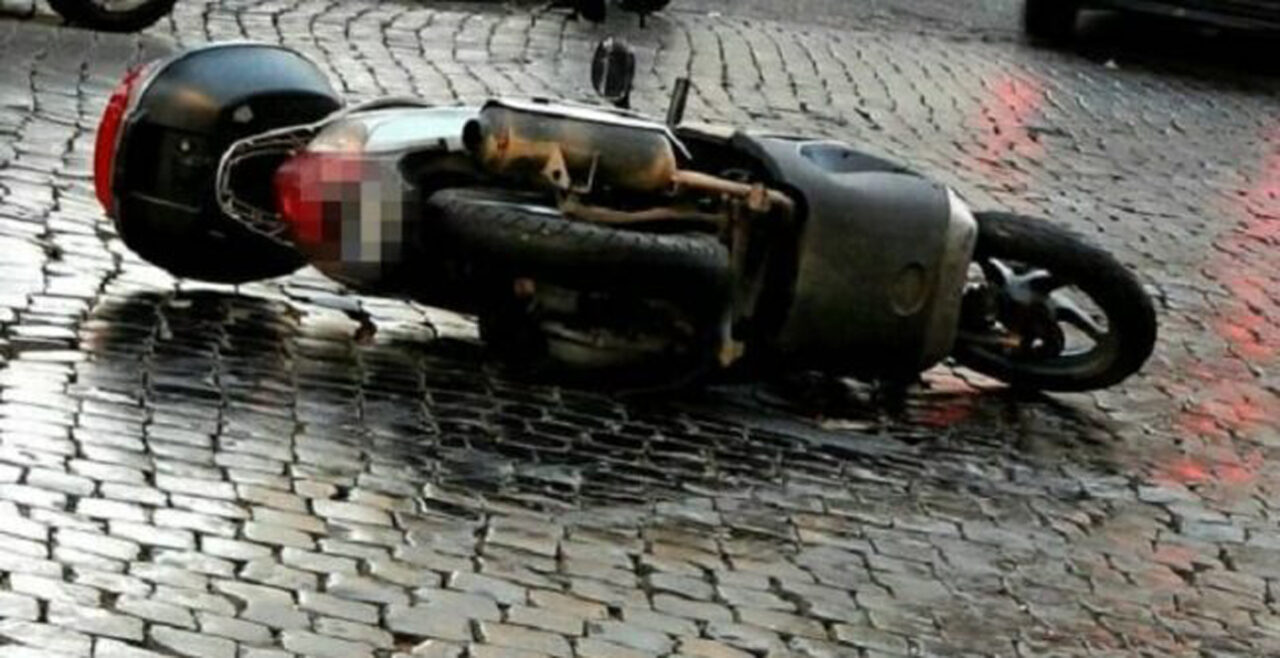 Roma, incidente: 70enne muore travolto da una moto rubata