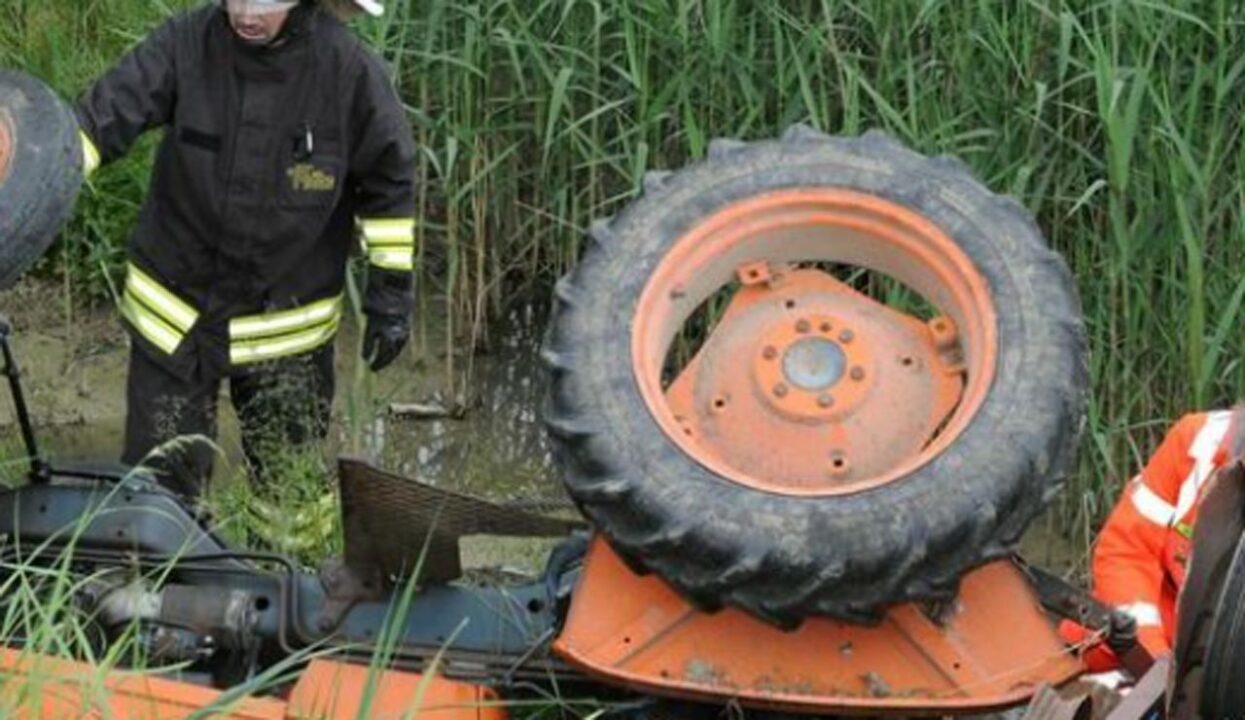 Borgo a Mozzano: Walter Ulivi, 49enne, muore travolto dal trattore. Lascia moglie e 3 figli