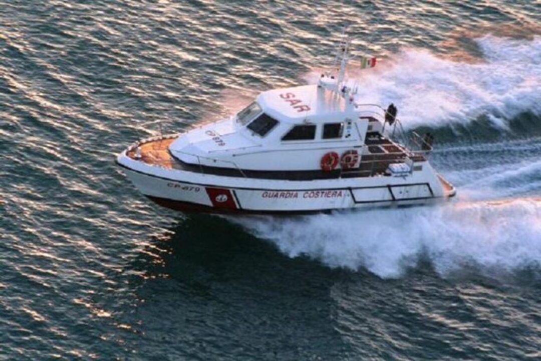 Caldaia esplode su nave Catania-Genova: morto marittimo 29enne