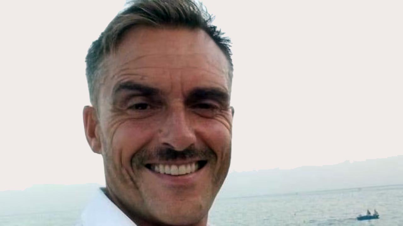 Cristian Vollaro, 45 anni, morto l’ultimo posteggiatore di Napoli
