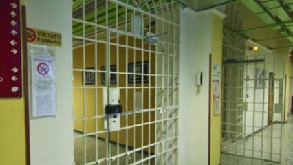 Carinola: detenuto 58enne si impicca nella cella del carcere