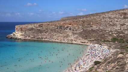 Lampedusa: venduta la villa di Berlusconi per 3 milioni