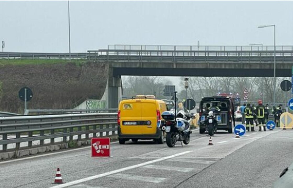 Padova: motociclista 20enne travolto e ucciso da un’auto