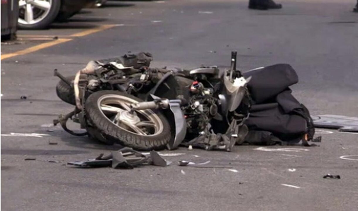 Suno: due morti in incidente con la moto