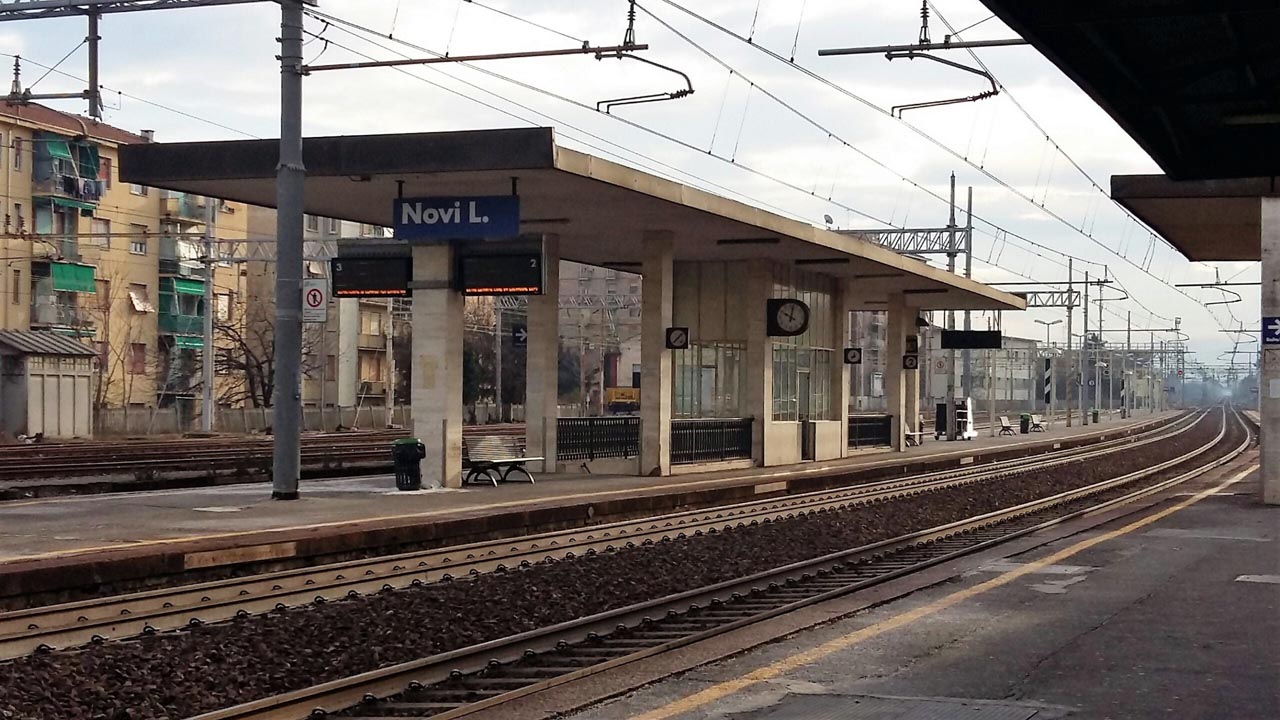 Novi Ligure: donna muore travolta dal treno