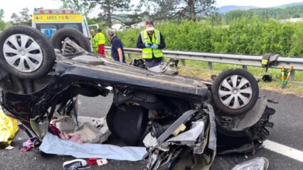 Autostrada A1: auto tampona tir, muore ragazza 21enne