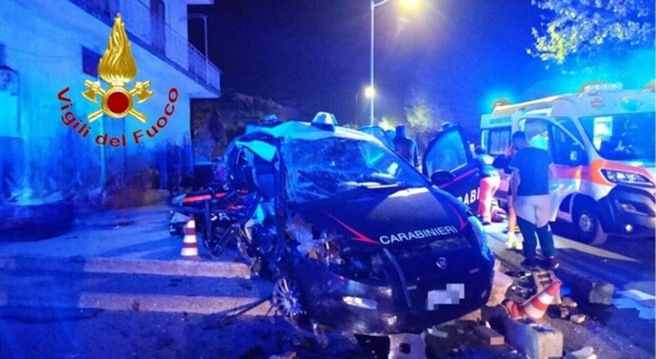 Campagna: due giovani carabinieri morti in incidente stradale