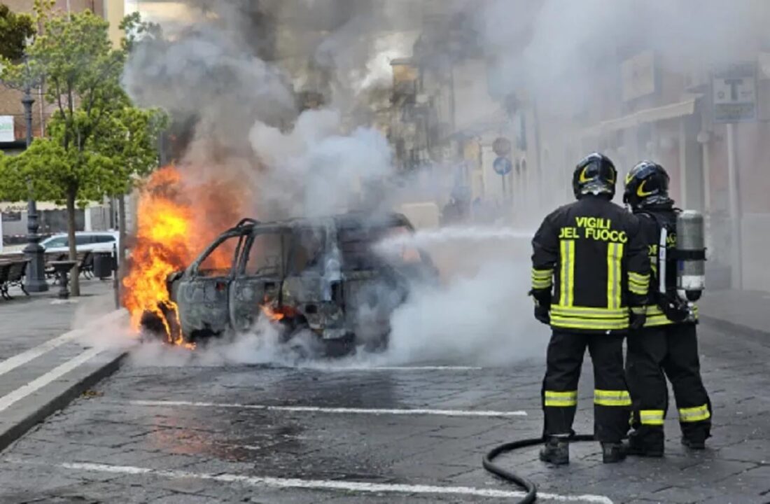 Carlentini: Salvatore Nigro, 76 anni, muore carbonizzato nell’auto andata in fiamme