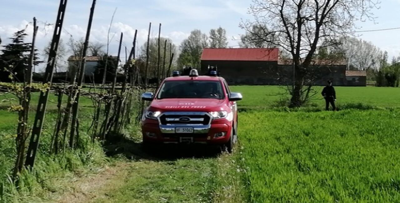 Gavello: Giancarlo Rimbano morto colpito dalla motofalciatrice