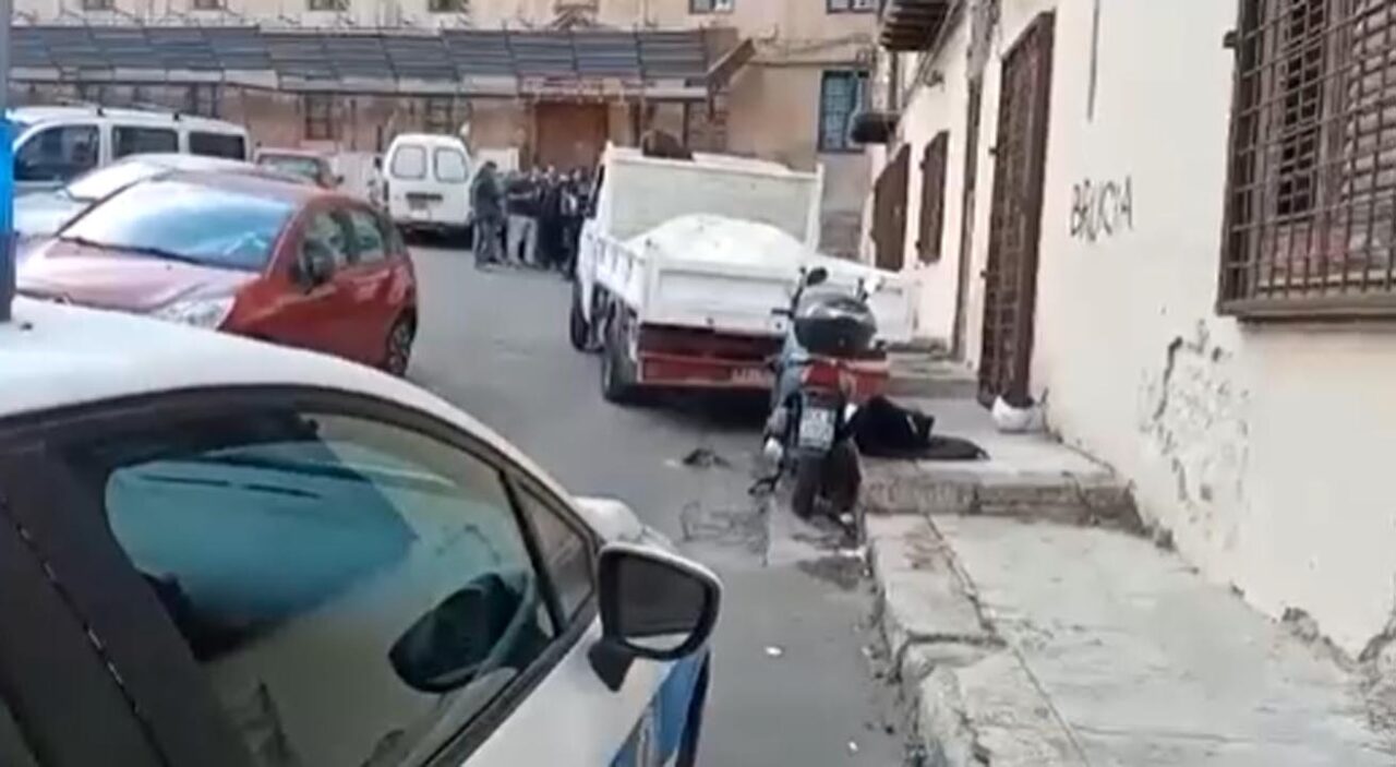 Palermo: furgone contro moto. Muore moglie, ferito il marito