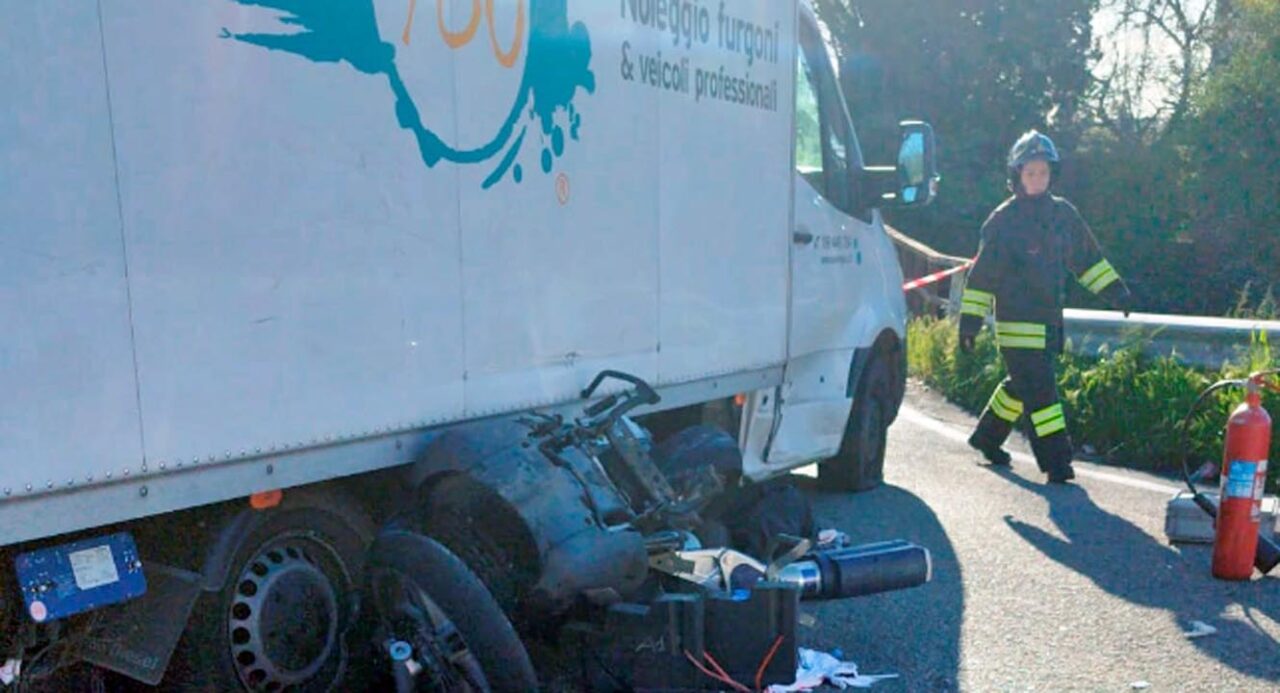 Borgarello: carabiniere 49enne perde la vita in incidente con la moto