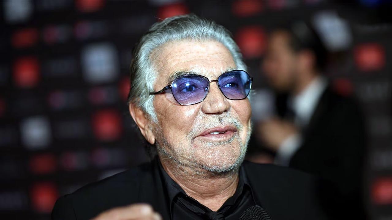 Roberto Cavalli è morto. Il designer fiorentino lascia sei figli